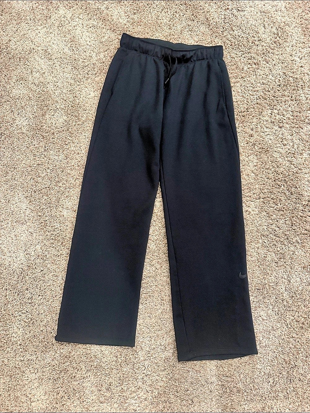Nike Therma-FIT One Loose Fleece Pants Women’s Small Black